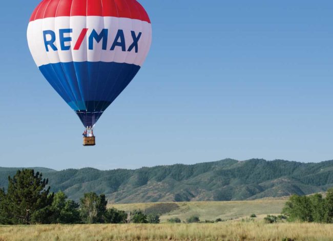 Spolupráce v síti RE/MAX 13 remax