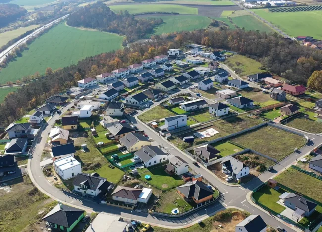 cerna stavba